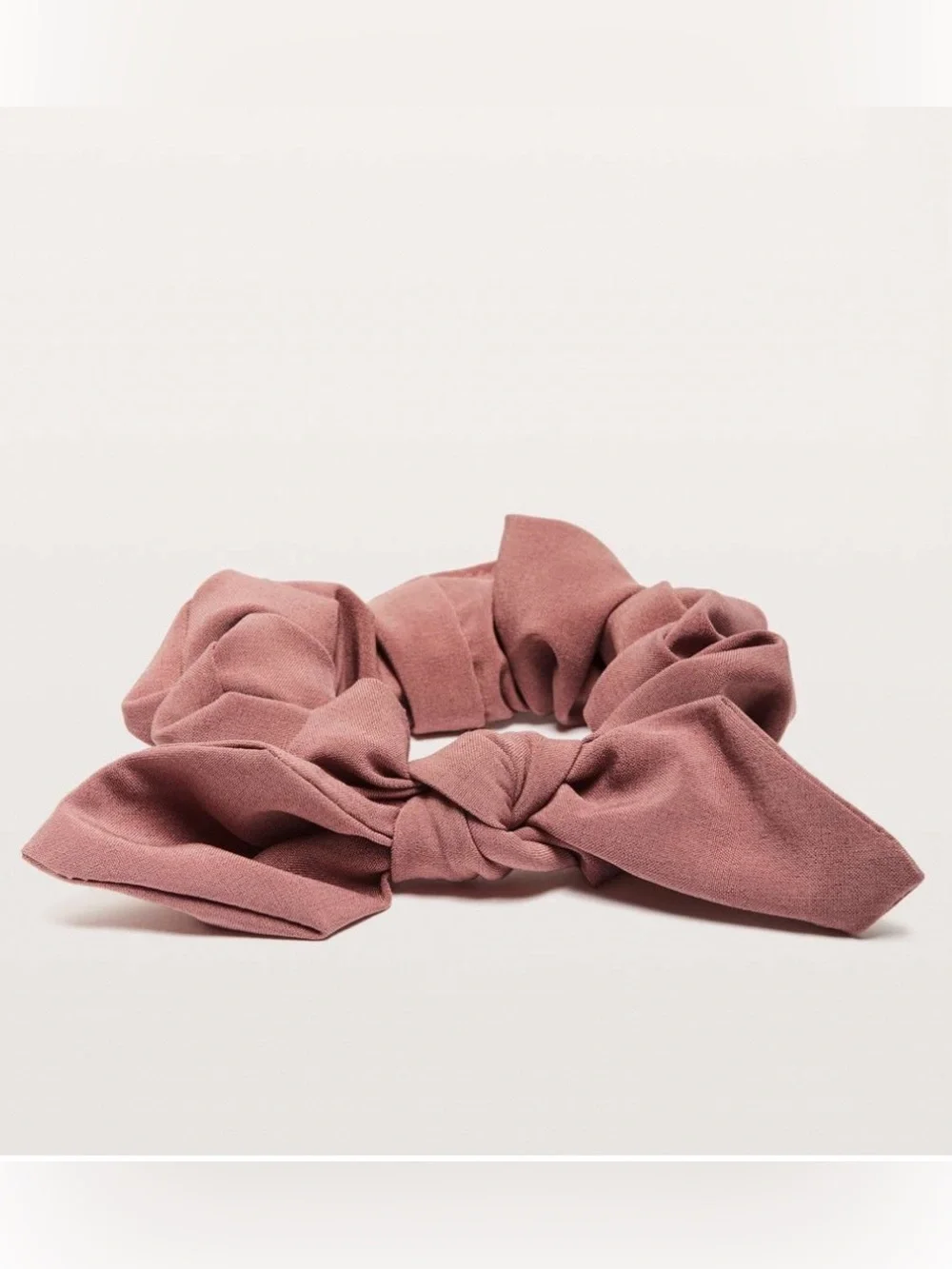 Lululemon Uplifting Scrunchie Bow Quicksand Pink